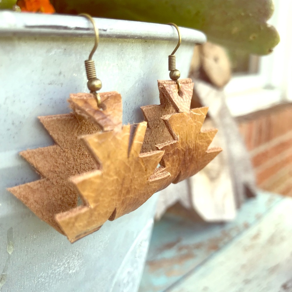Leather earrings